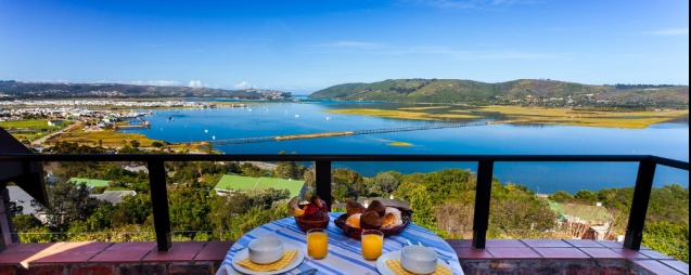 Stunning Surrounds