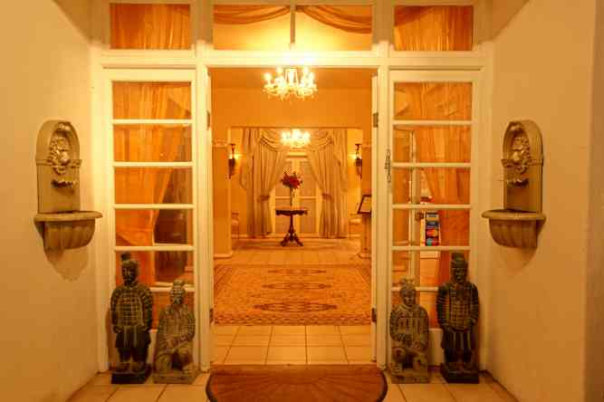 Karoo hotel entrance