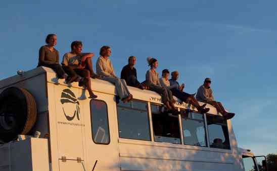 How to travel with strangers, and love it
