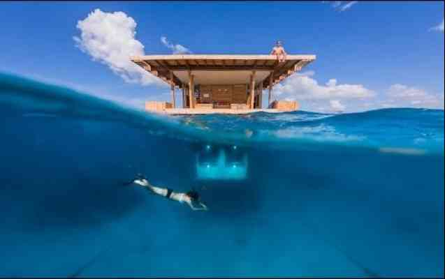 Manta Resort's Underwater Room