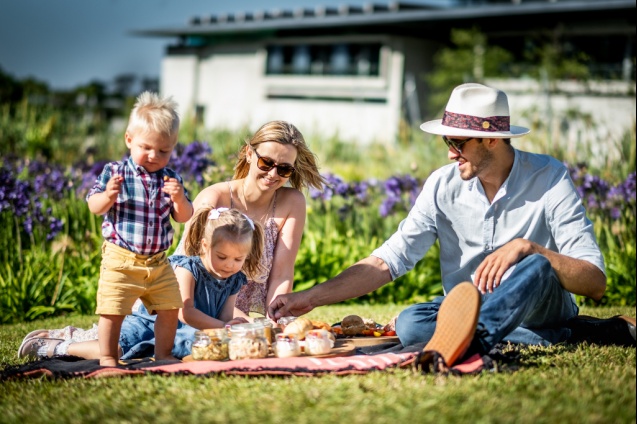 Norval foundation family picnic