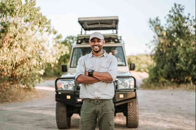 Botswana safari guide
