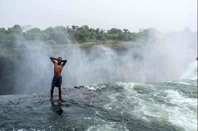 Devil's Pool Zambia safari