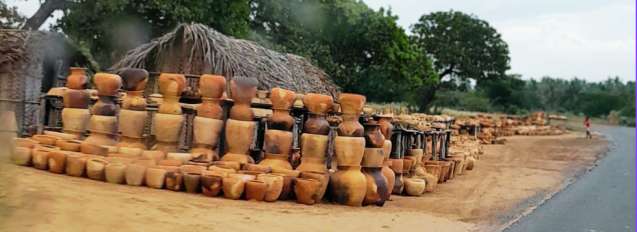 Mozambique pottery stalls