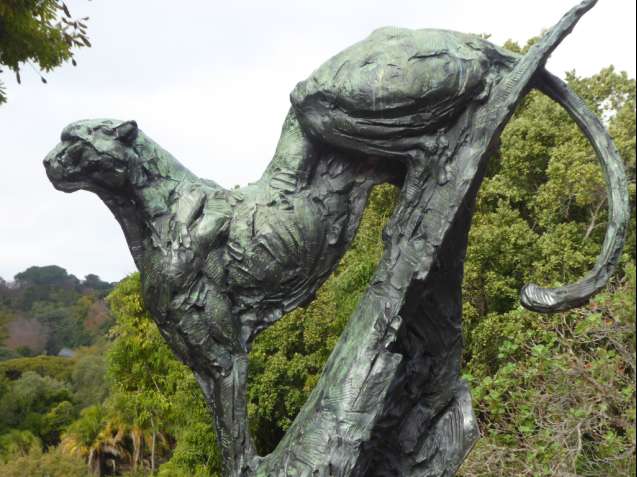 Cheetah sculpture by Dylan Lewis