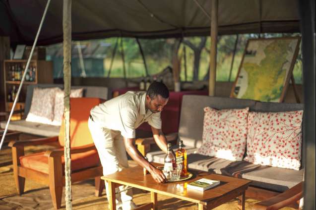 Serengeti north wilderness camp lounge tent 