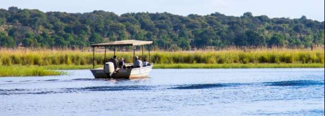 African safari by boat
