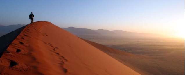 Sossusvlei dune hike