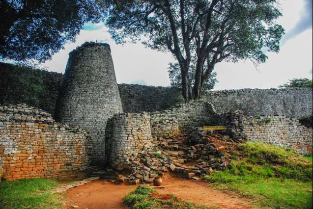 Great zimbabwe ruins