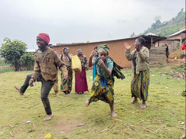 Visiting the Maasai, African tribes