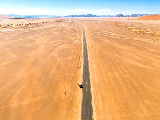 Overland safari Sossusvlei Namibia