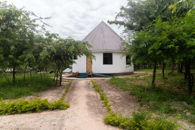 Family double round hut 