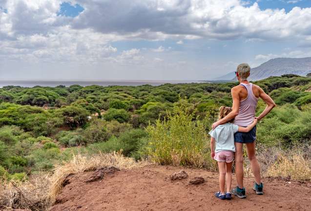 Lake manyara mother and daughter on safari tanzania
